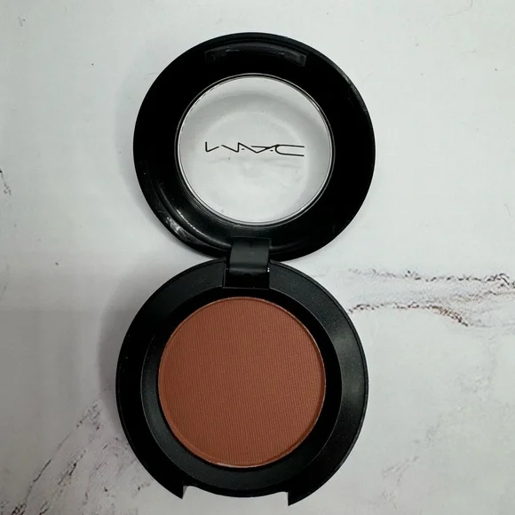 MAC COSMETICS Eyeshadow - “Brown Script” - Picture 1 of 5